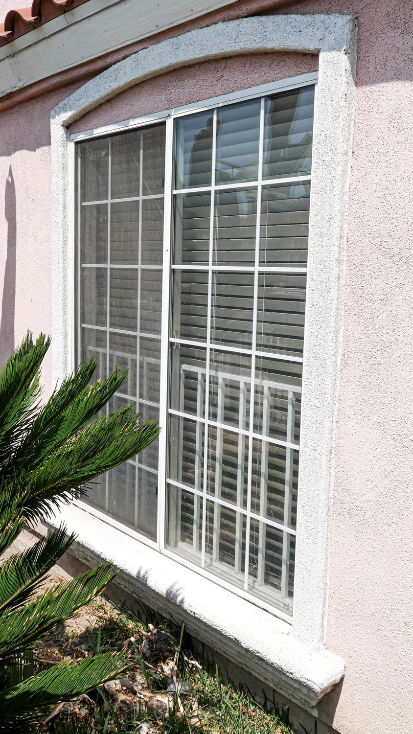 before Window Replacement in Los Angeles
